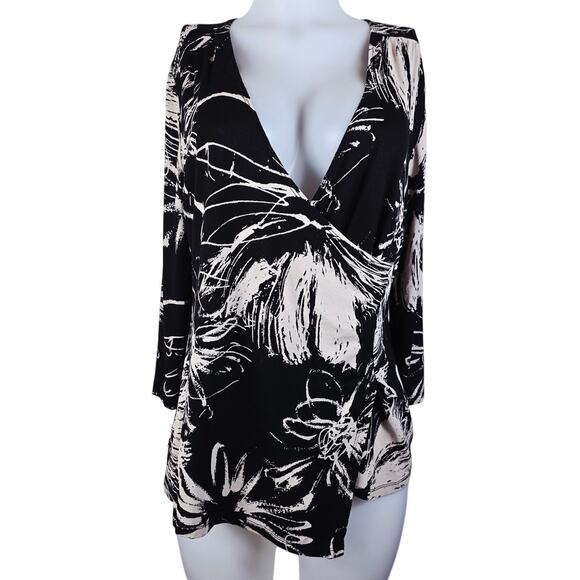 Lane Bryant Black & Cream Faux Wrap Business Casual Blouse 14/16 - Picture 1 of 4